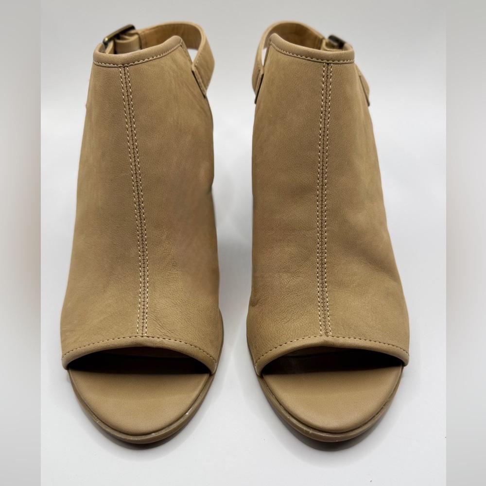 Franco Fortini Aniston Peep Toe Shootie in Tan Nubuck Leather Size 9